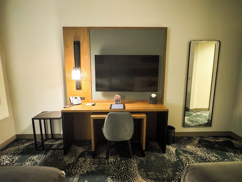 Rain Rock Casino Resort Hotel 31/41