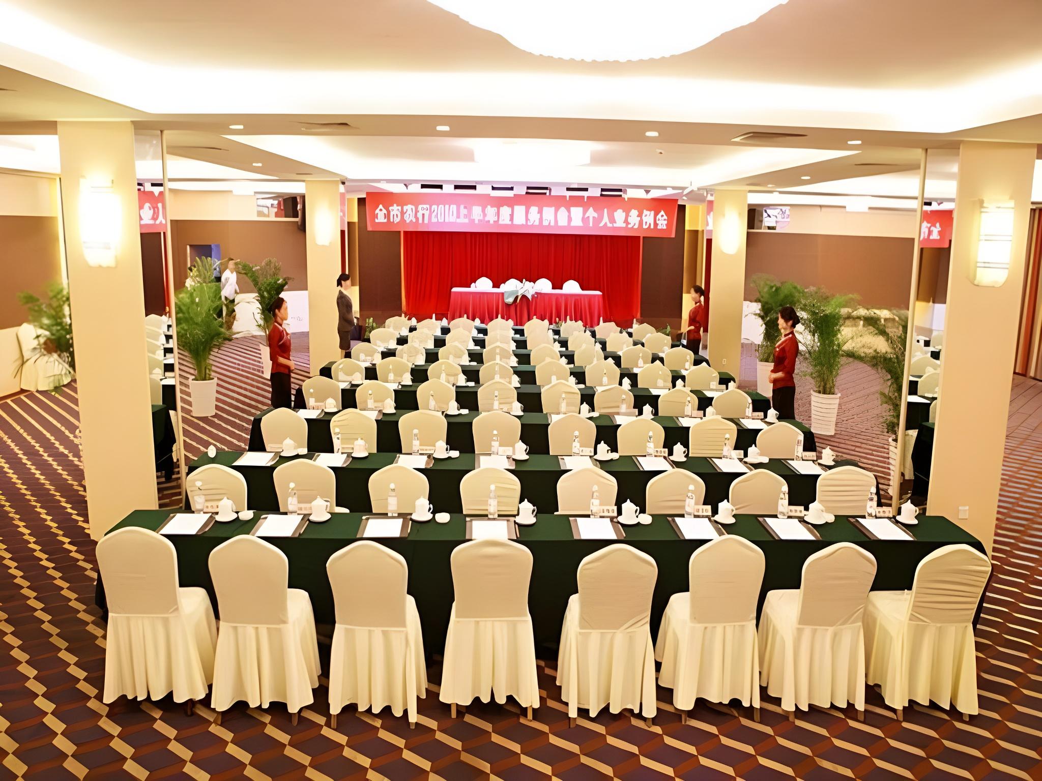 Yaoxi Dynasty Hotel 21/47