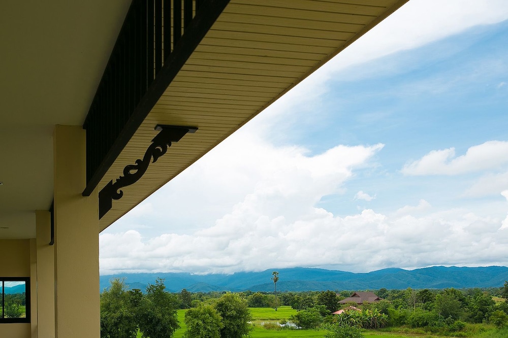 Saksuksmile Resort 8/54