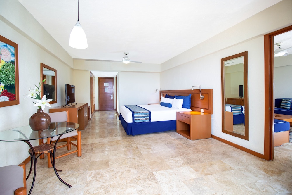 Plaza Pelicanos Grand Beach Resorts 47/65