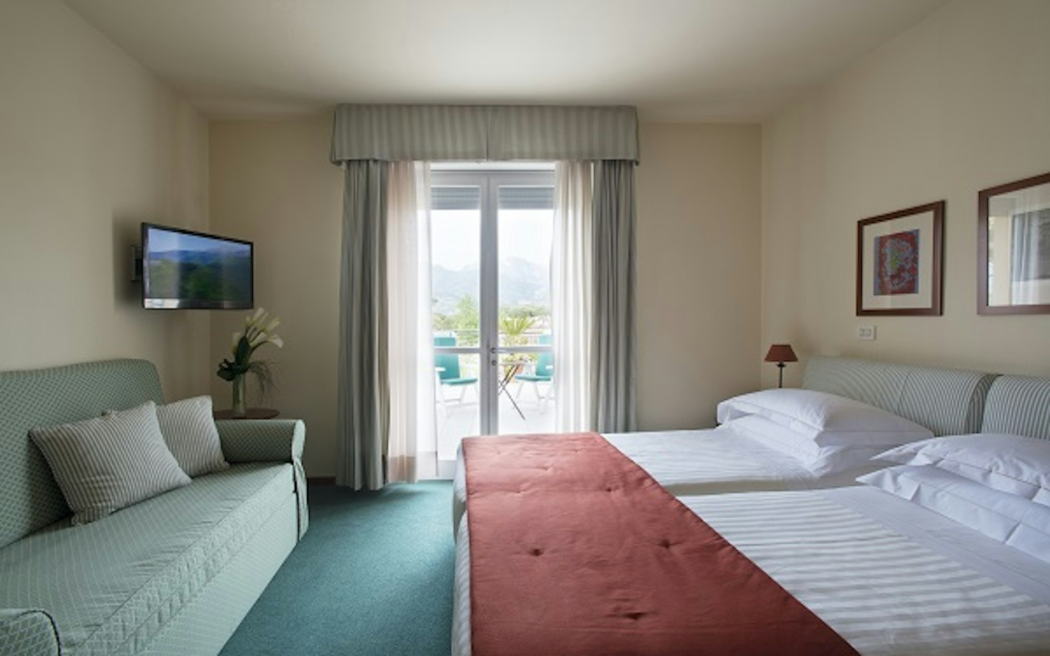 Hermitage Hotel And Resort 16/79