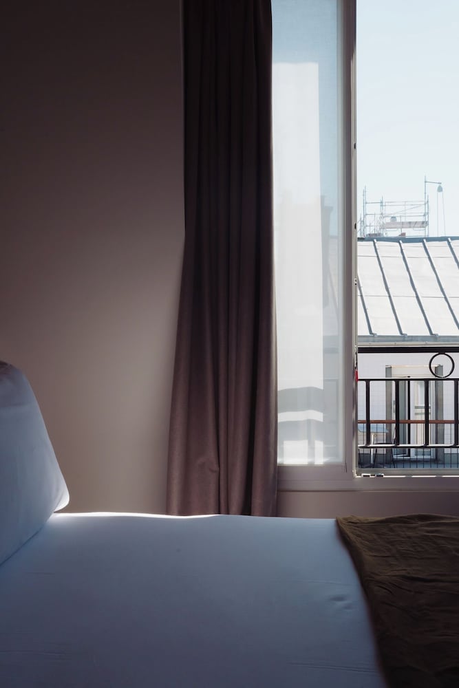 HOTEL CAMELIA INTERNATIONAL 17/50