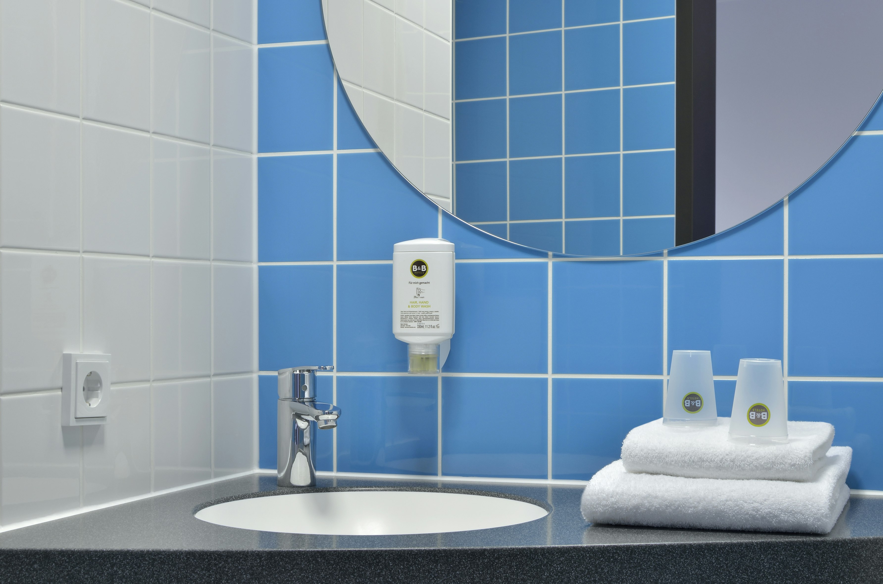 B&B HOTEL Duisburg Hbf Sud 24/25