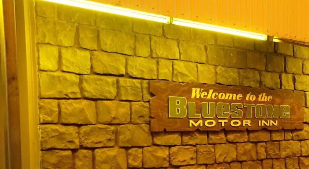 Bluestone Motor Inn 16/26