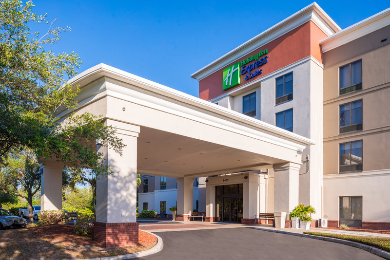 Holiday Inn Express & Suites Tampa-Anderson Rd/Veterans Exp, an IHG Hotel 62/68