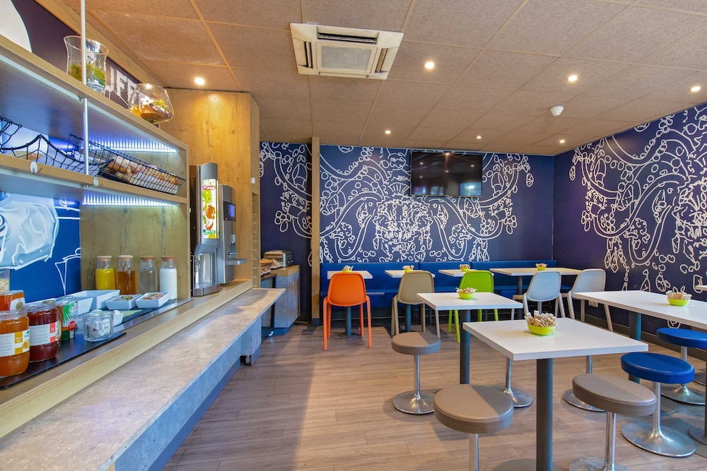 Ibis Budget Marseille Timone 48/70