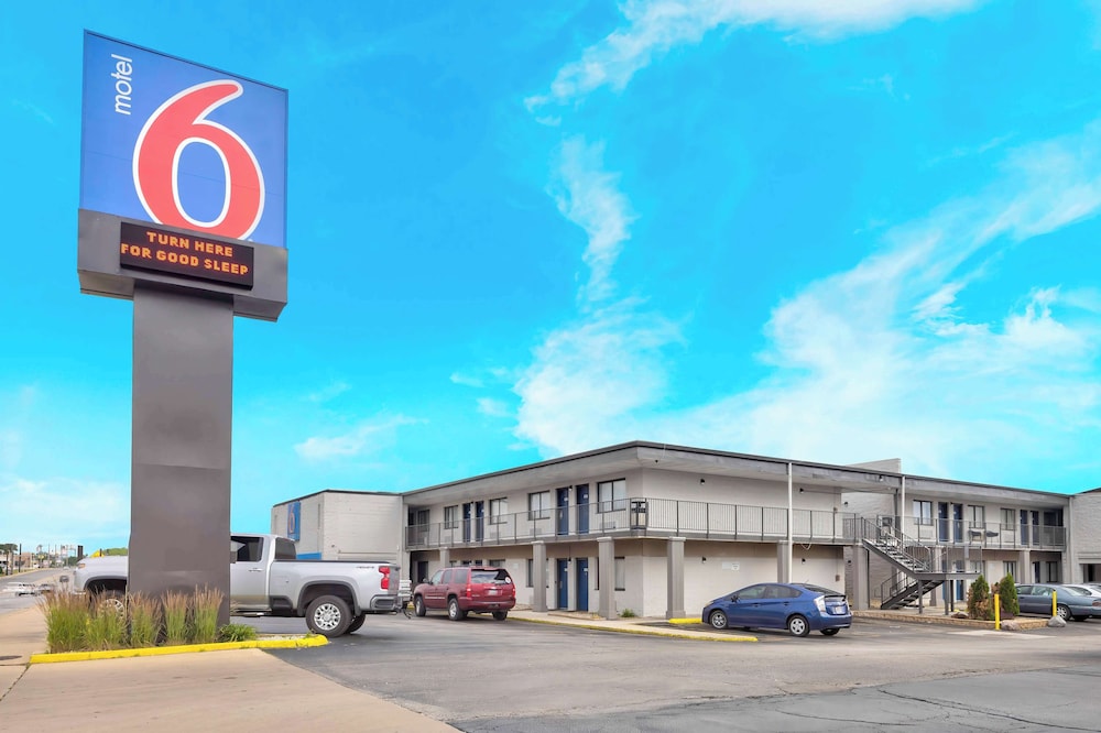 Motel6 Villa Park, IL - Chicago West 51/65