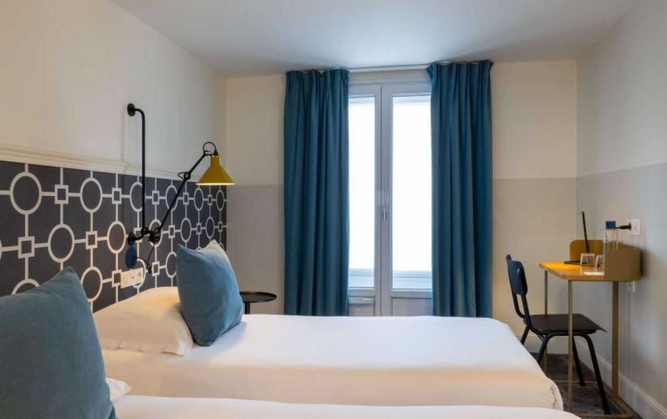 Hotel Des Mines 11/28