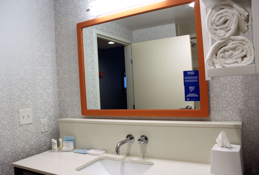 Hampton Inn Lexington Nc 48/55