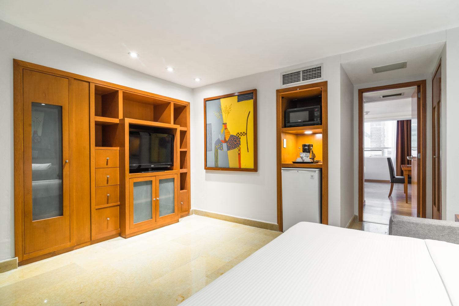 جناح جونيور بسريرين مزدوجين، Eurostars Zona Rosa Suites 5/7