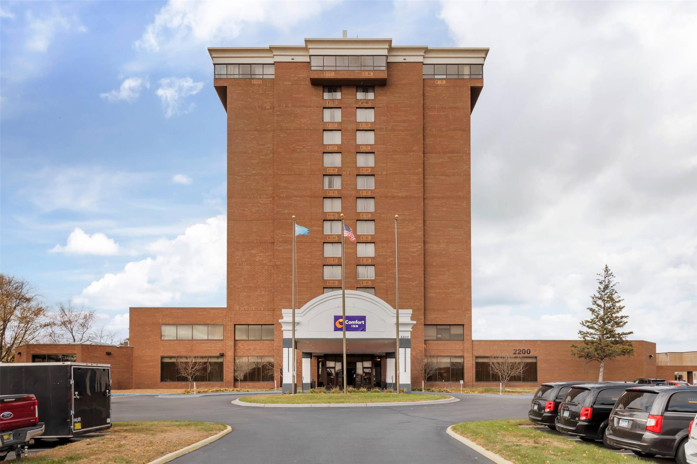 Comfort Inn Brooklyn Center, MN 28/28