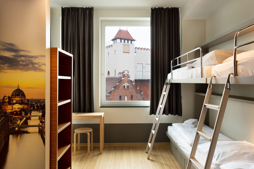 Aletto Kudamm Hotel Hostel 71/86