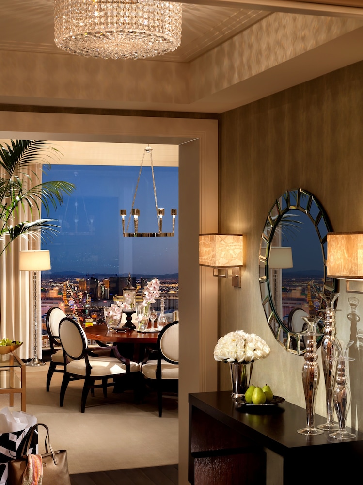 Trump International Hotel Las Vegas 59/83