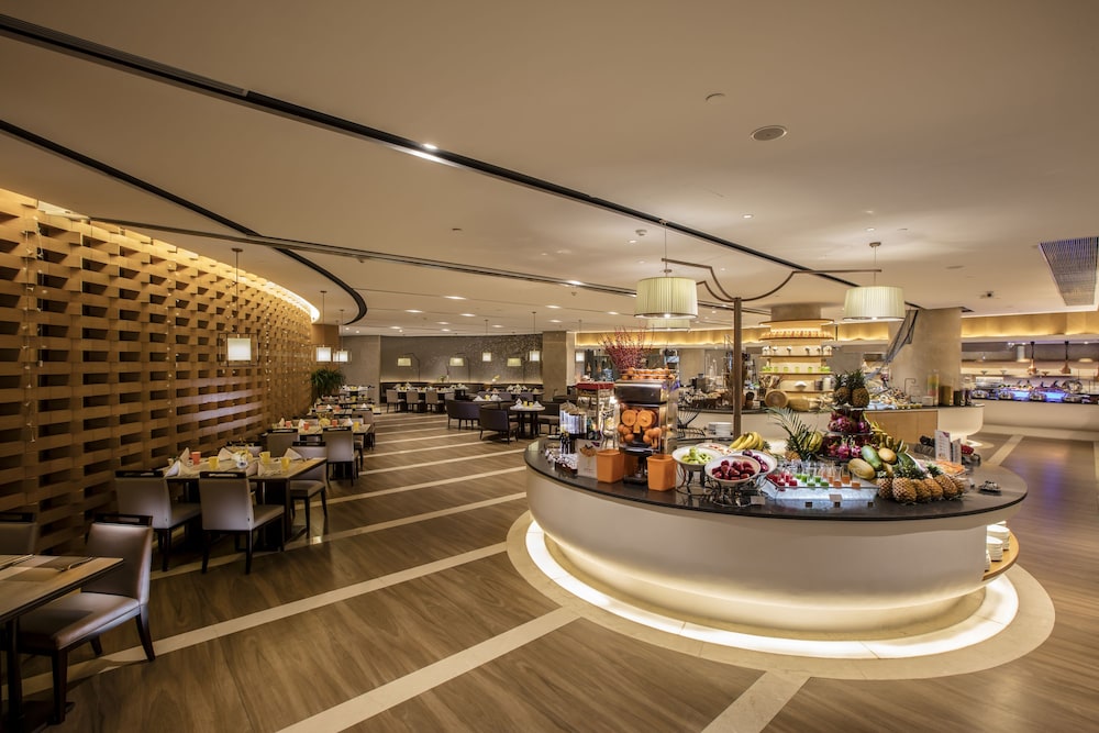 Crowne Plaza Hefei Rongqiao 35/50