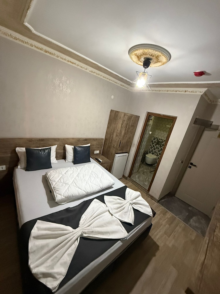 Ozgur Hotel 13/50