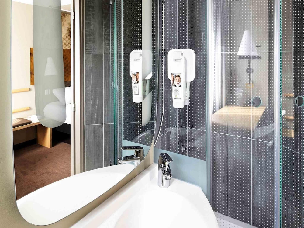 Ibis Marne La Vallee Champs 57/57