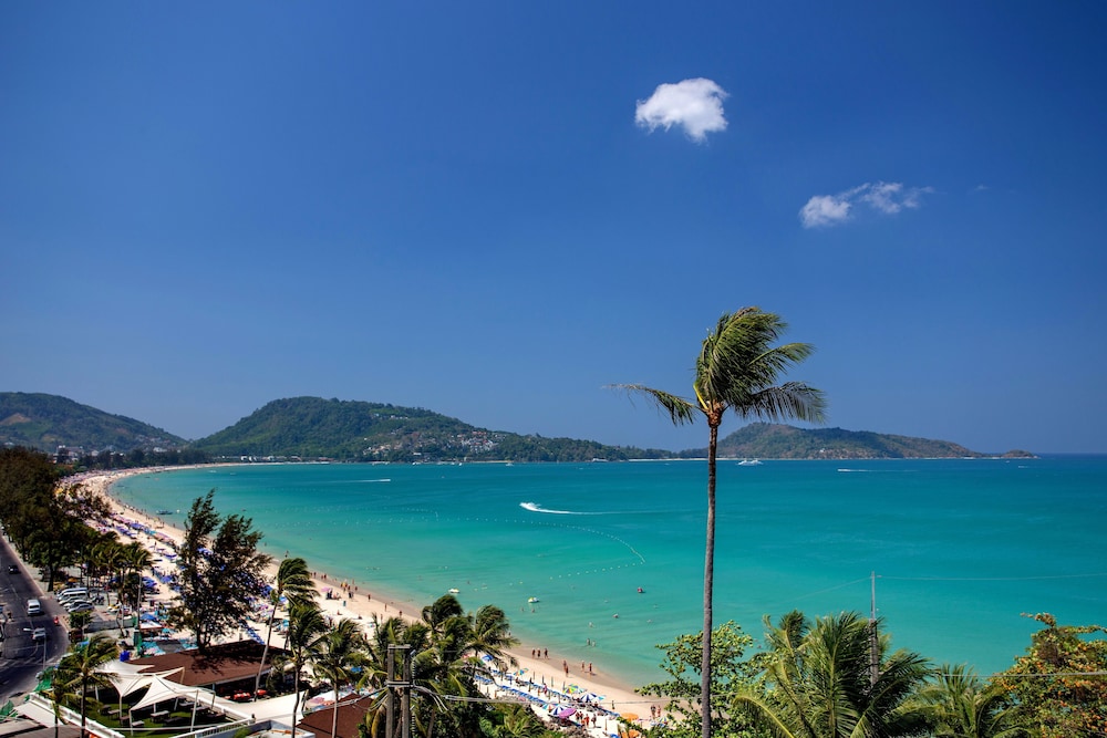 Novotel Phuket Resort 63/65