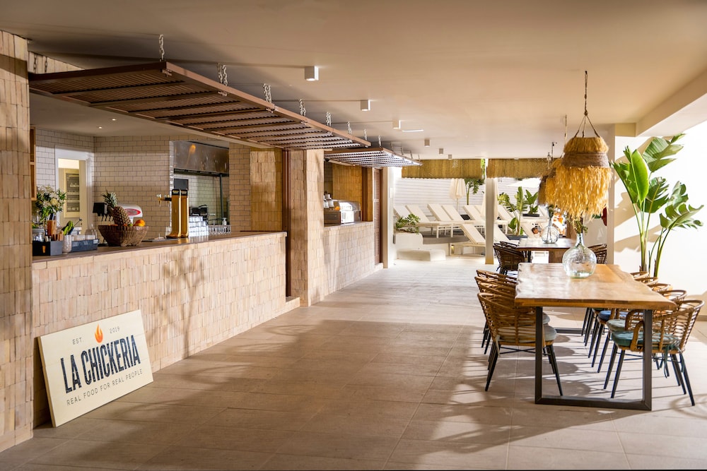 Innside Ibiza 15/64