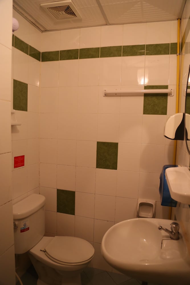 iHouse hotel 36/36