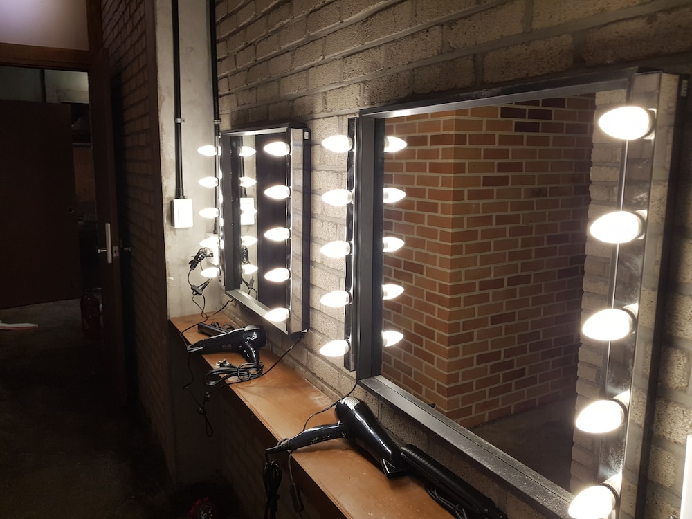 Inno Hostel &amp; Pub Lounge Hongdae 1/65