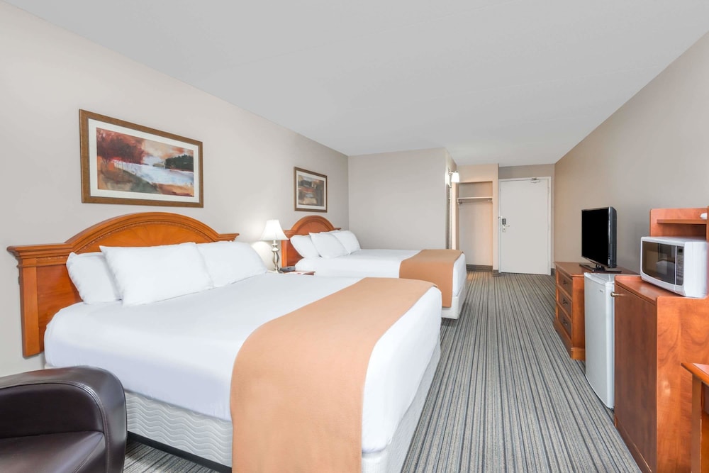 Ramada by Wyndham London 15/59