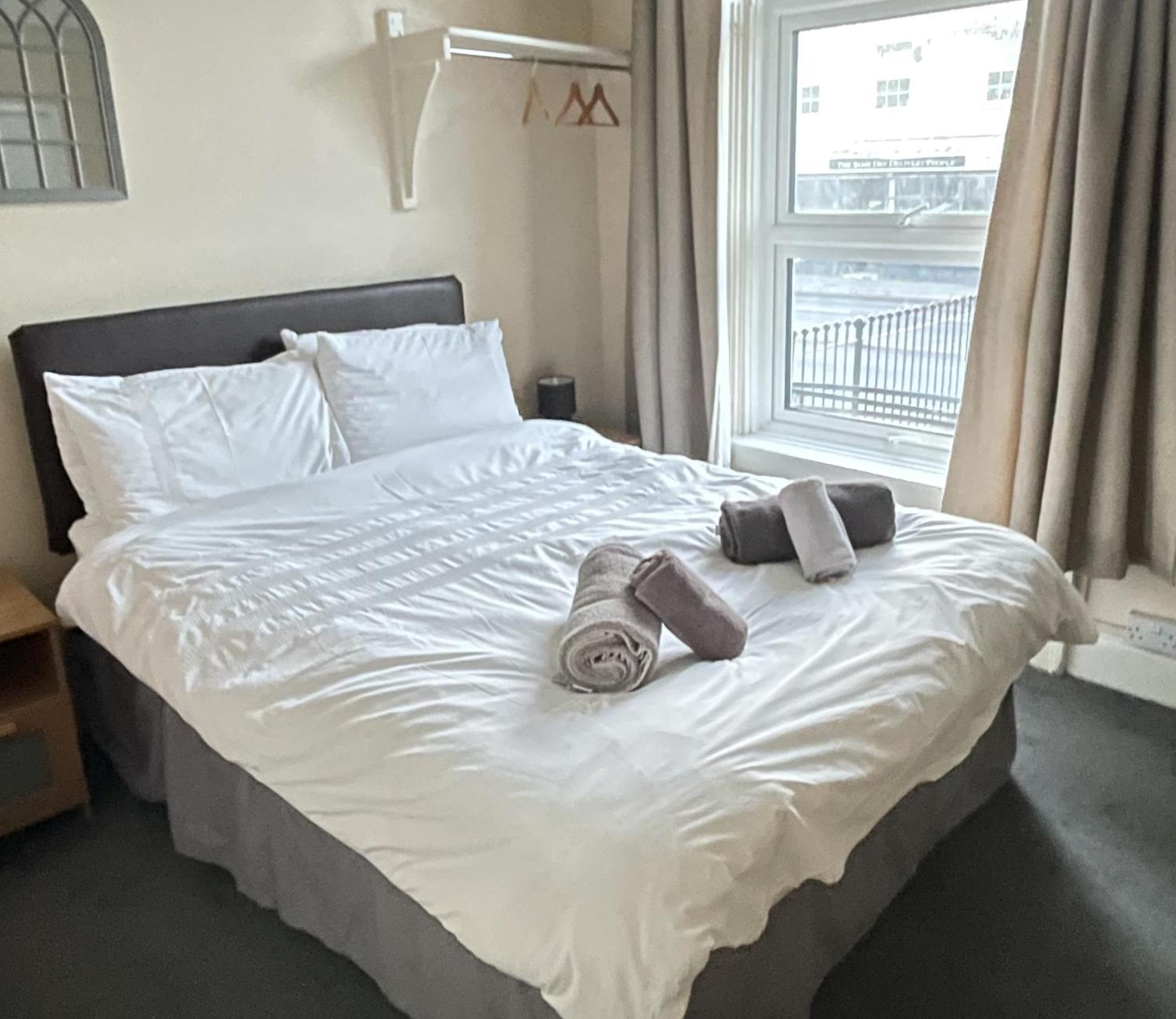 Admiral Blake Guest House 20/31