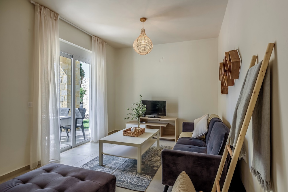 Azure Beach Seafront Villas 31/56