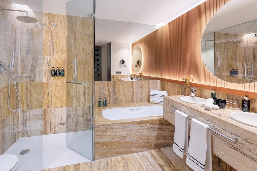 Melia Bilbao 46/46