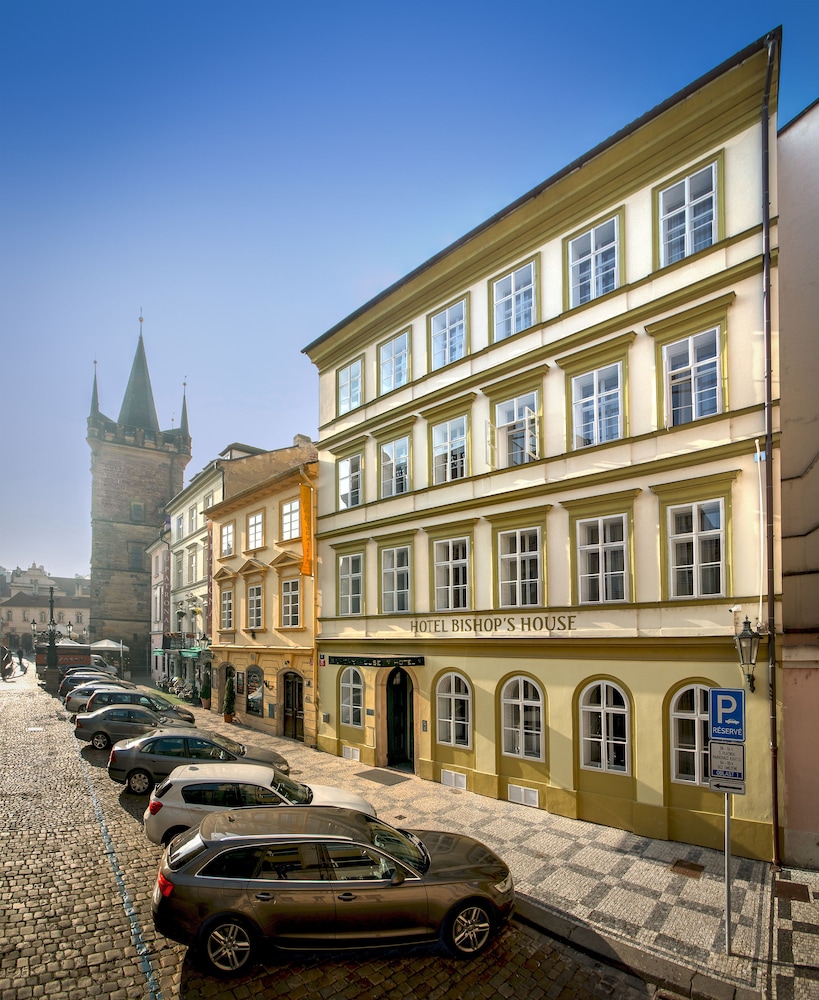 Hotel Bishops House in PRAGUE