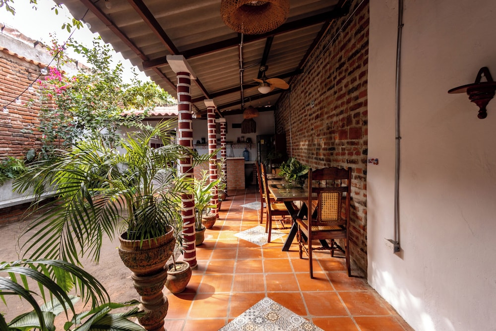 Albarrada Hotel Boutique 32/38