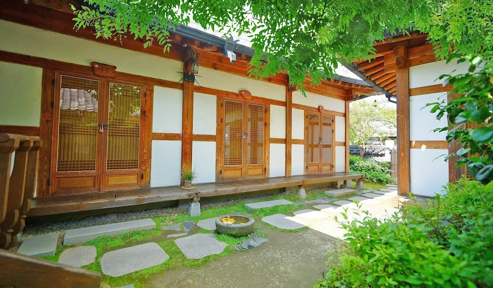 Sarangroo 26/50