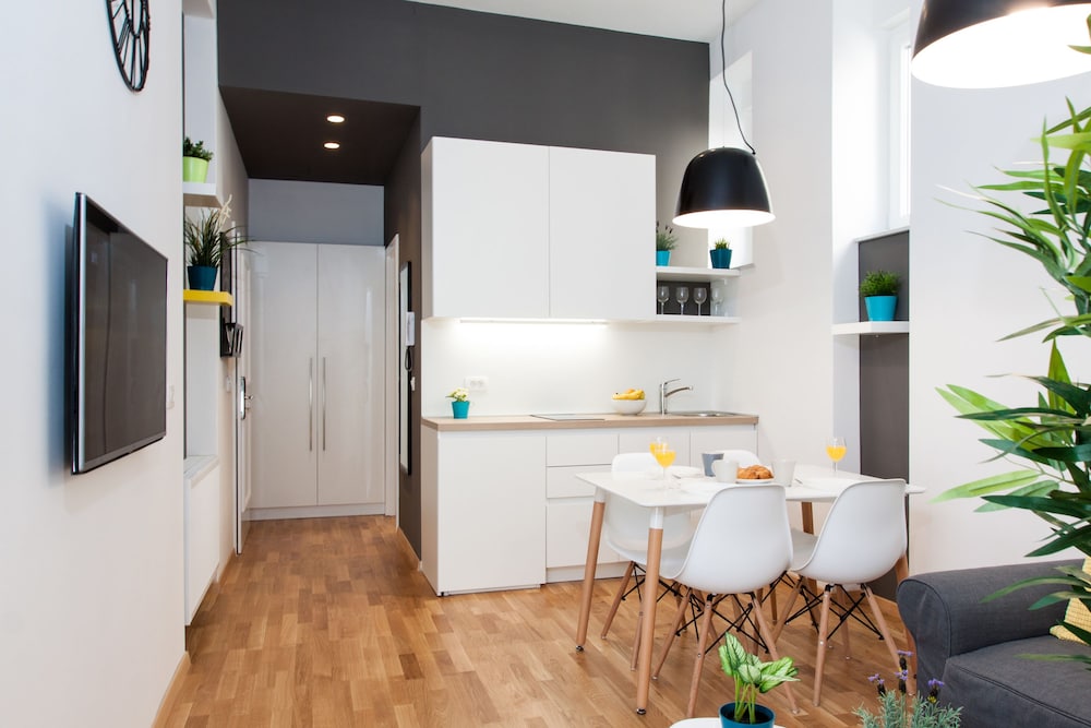 Loox Serviced Apartments Hatzova 20/33