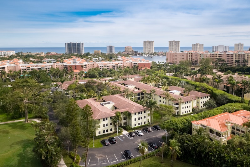 Bungalows at The Boca Raton 15/20