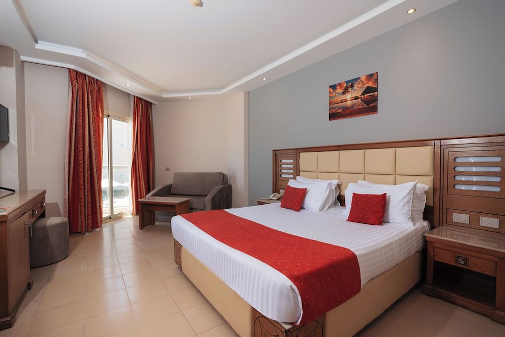 SUNRISE Serano Club Resort 19/61