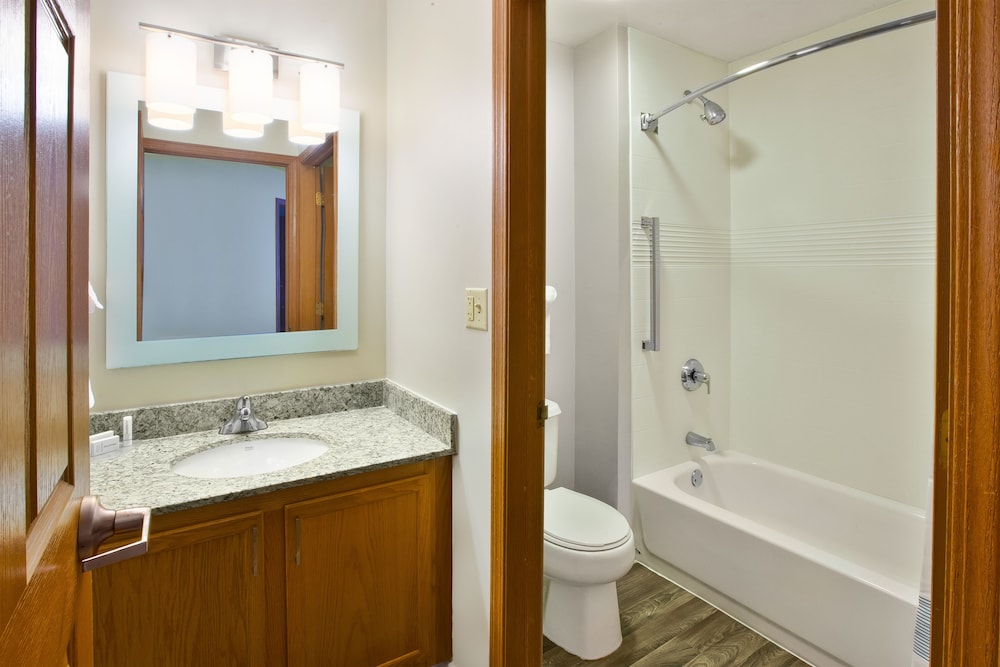Towneplace Suites By Marriott Brookfield 11/42