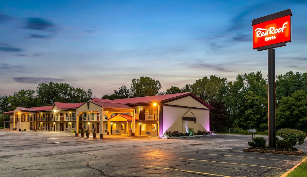 Red Roof Inn Marion, IN 1/45