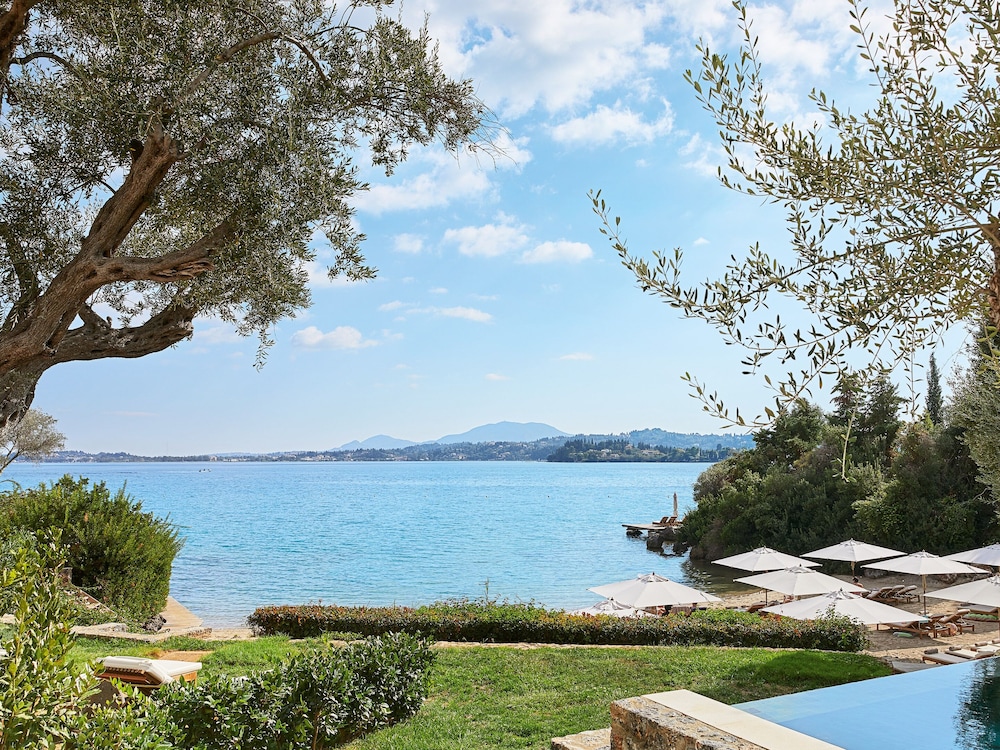 Corfu Imperial, A Resort to Live 70/74