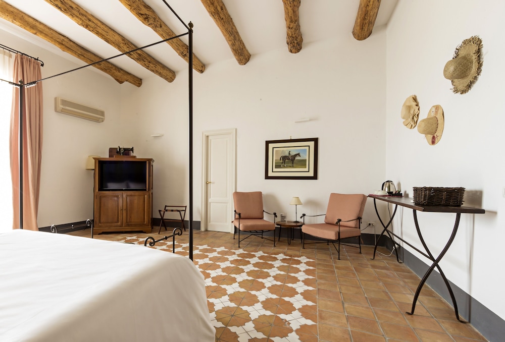 Relais Regina Giovanna 27/77