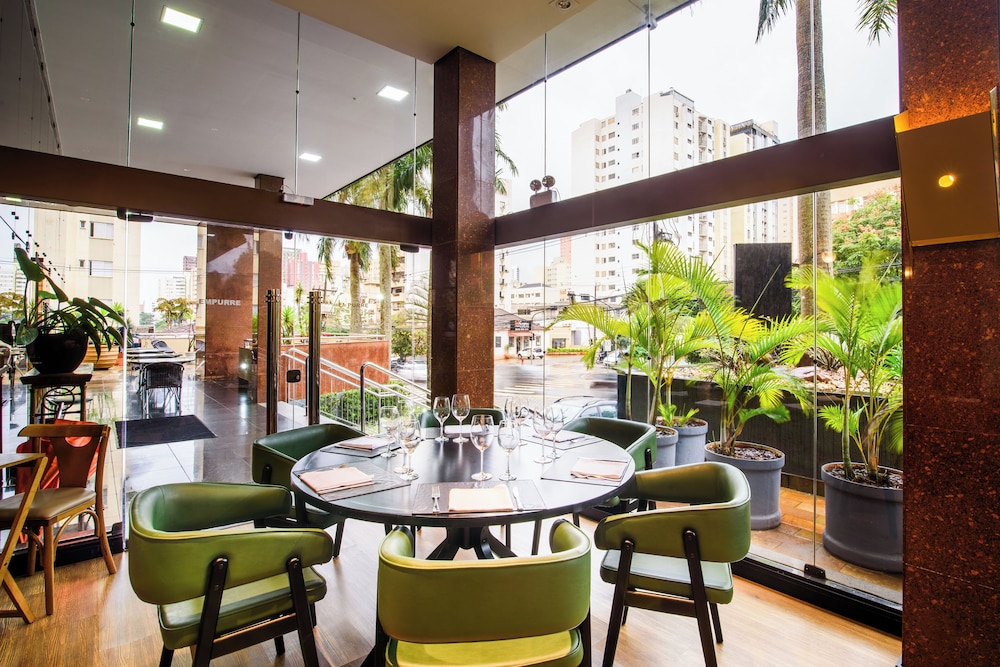 Slaviero Hotel Londrina Flat 47/50