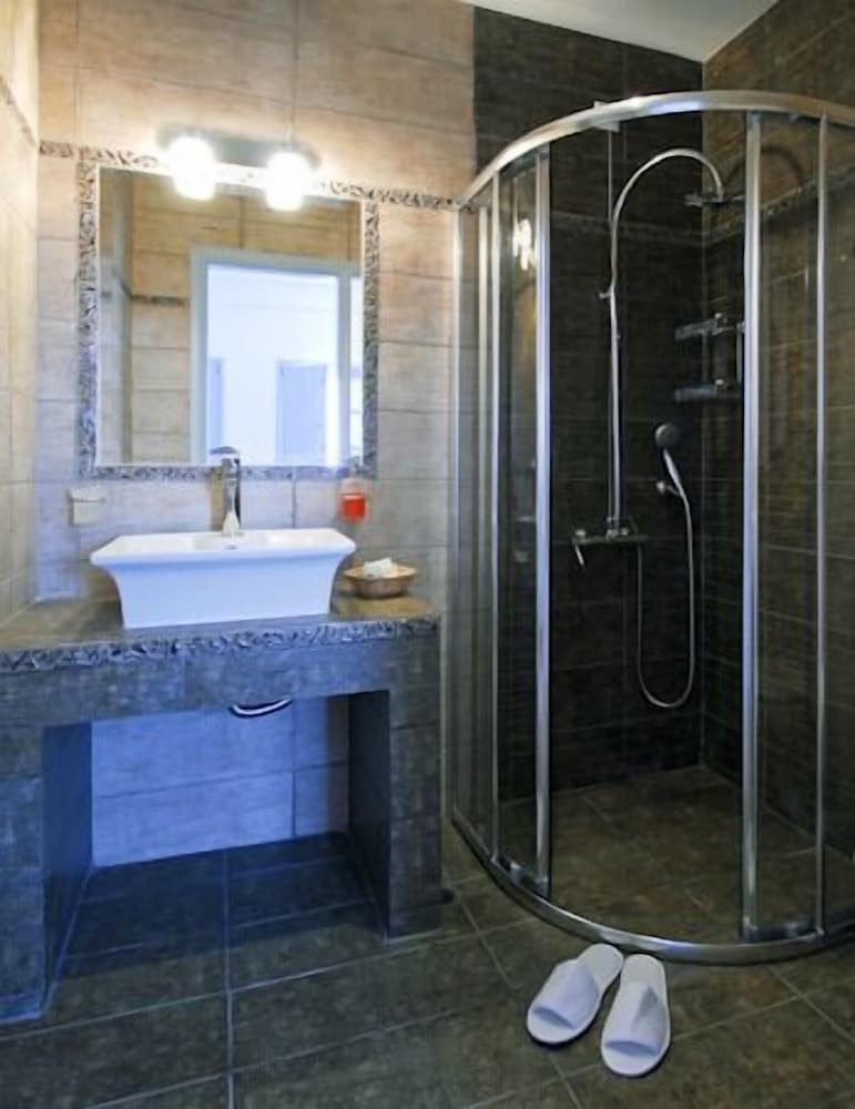 Kythira Golden Resort 32/34