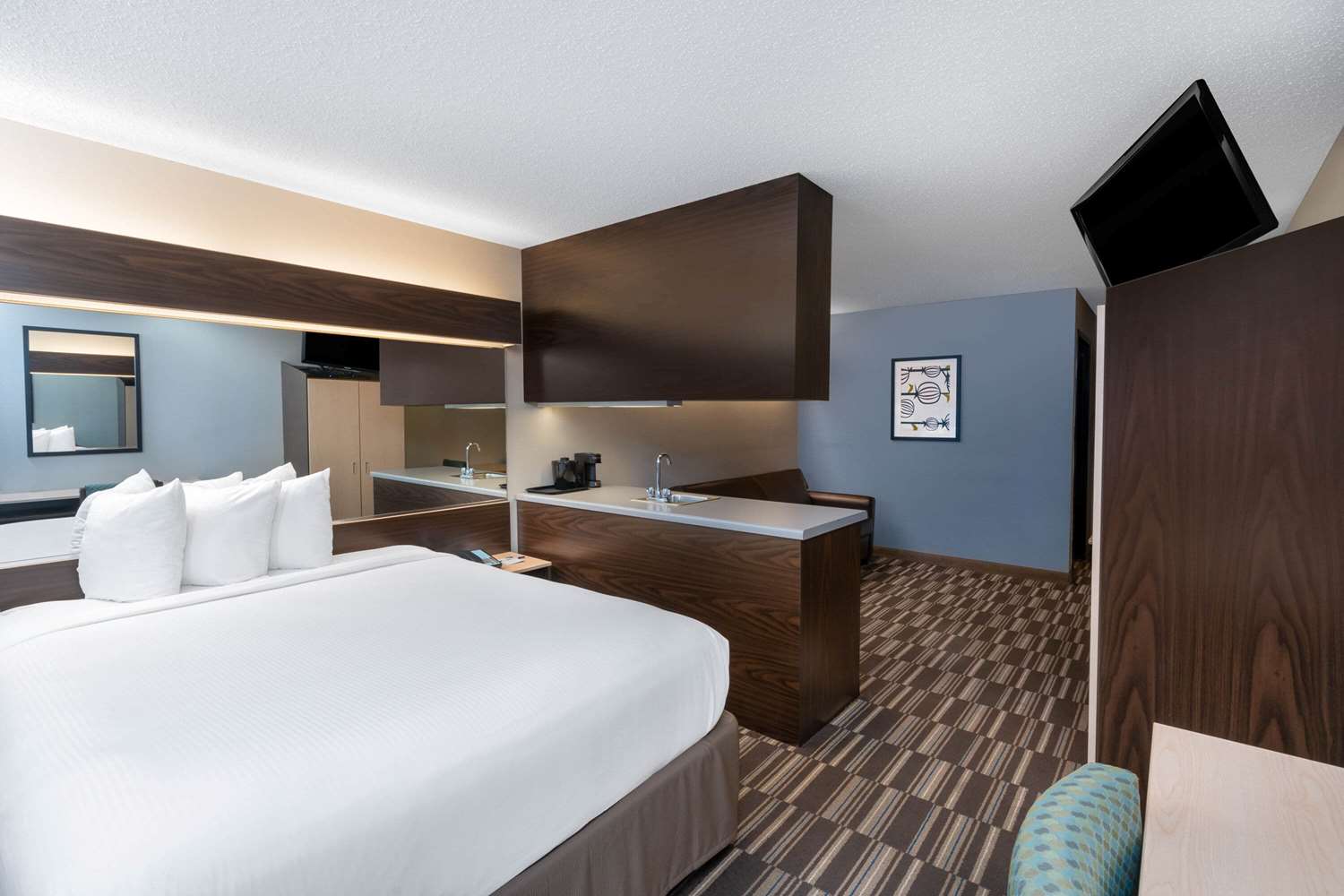 Microtel Inn And Suites Columbus North 6/19