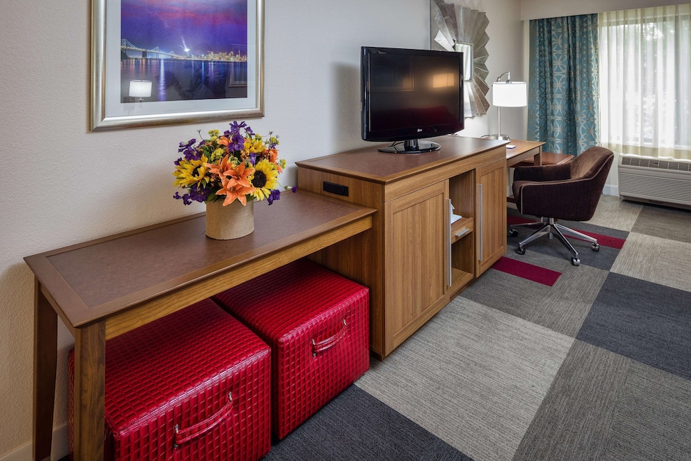 Hampton Inn San Francisco Airport 57/61