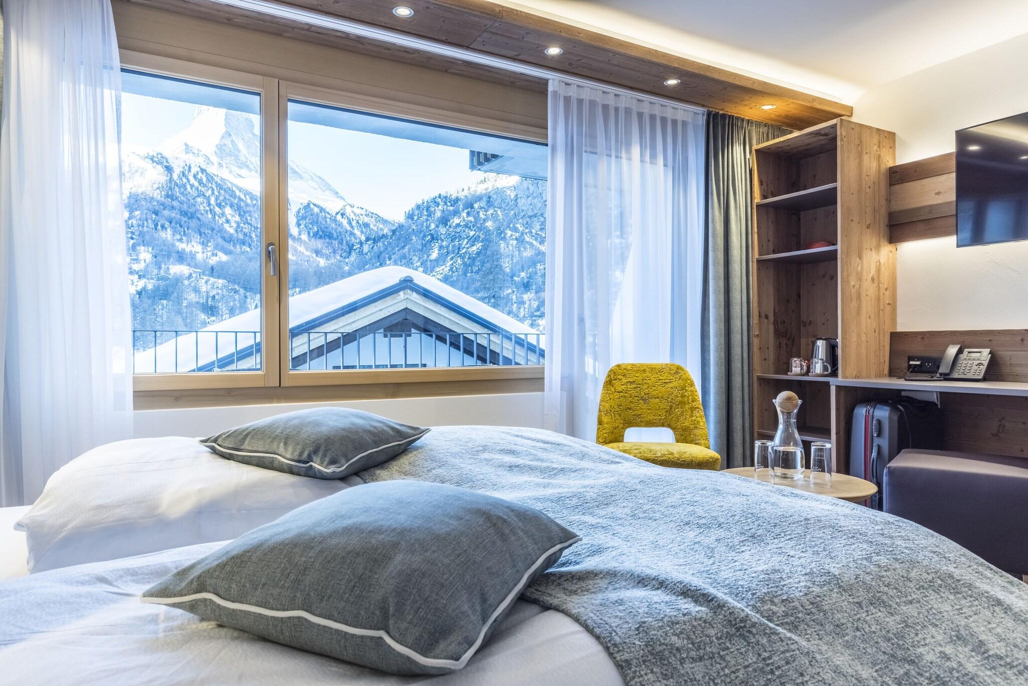 Standard, Twin Beds