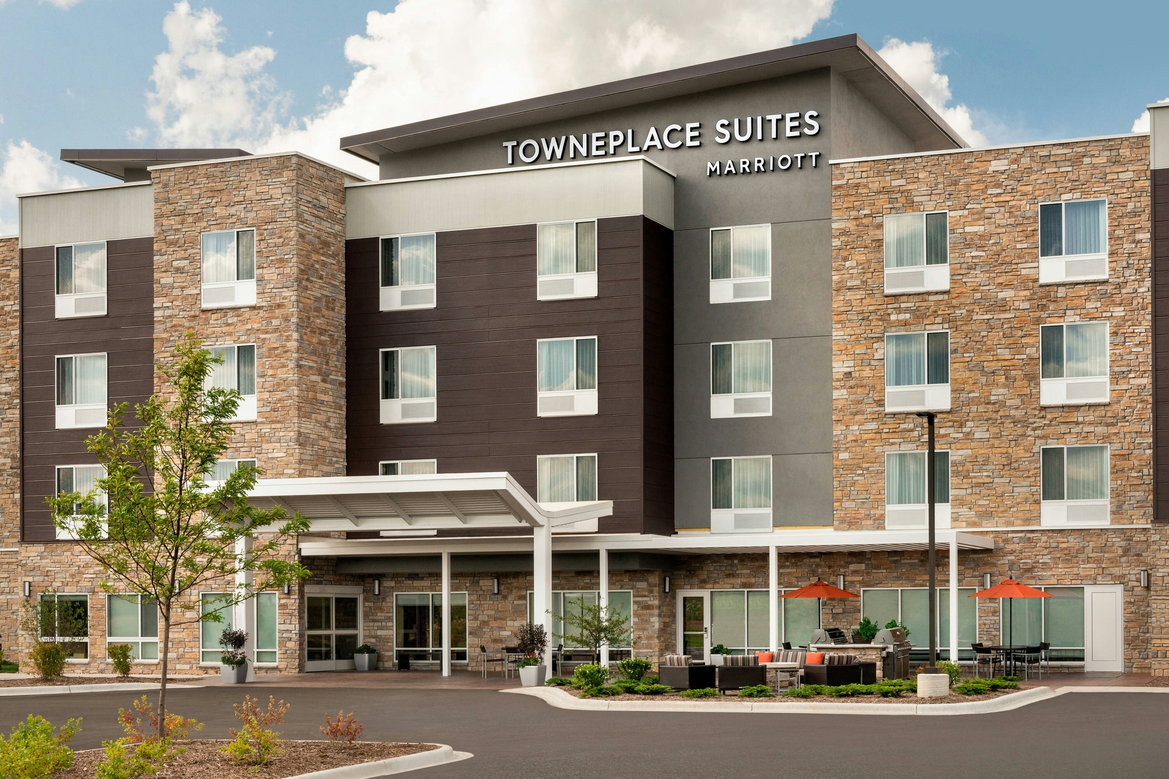 TownePlace Suites by Marriott Milwaukee Grafton 2/11