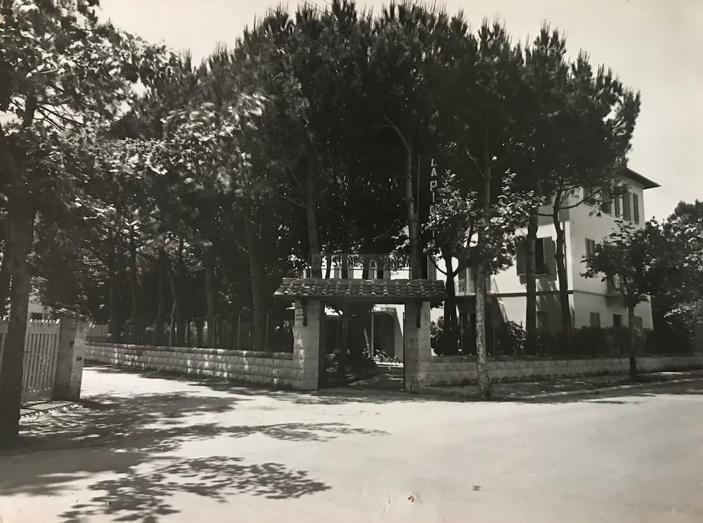 La Pineta Al Mare Hotel 64/68
