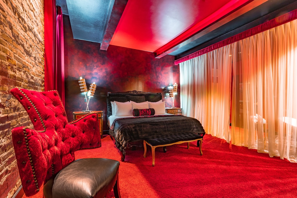 The Saint Hotel, New Orleans, French Quarter, Autograph Collection 26/42