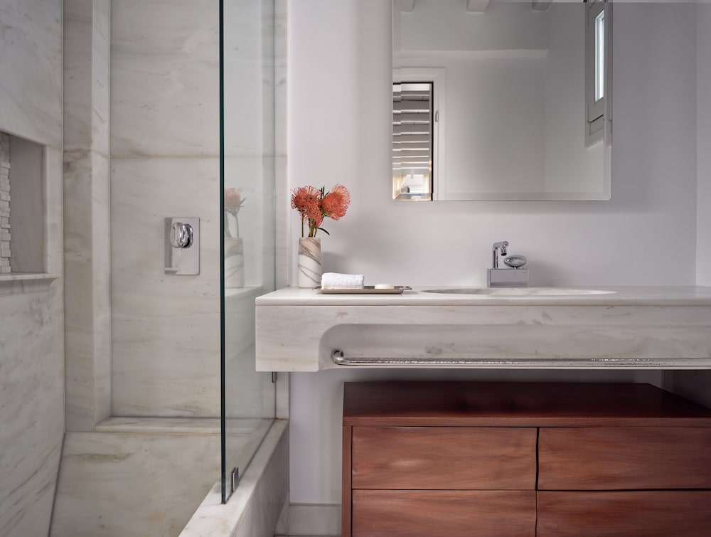 STANDARD, OUTDOOR JETTED TUB, BATHTUB