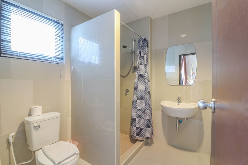 Zak Residence 53/59