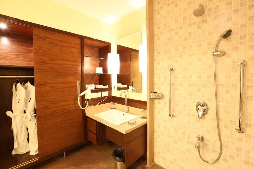 Deltin Suites 39/39