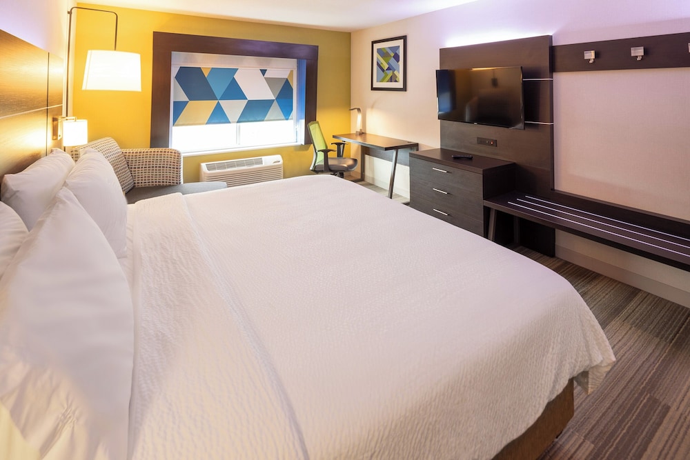 Standard, King Bed